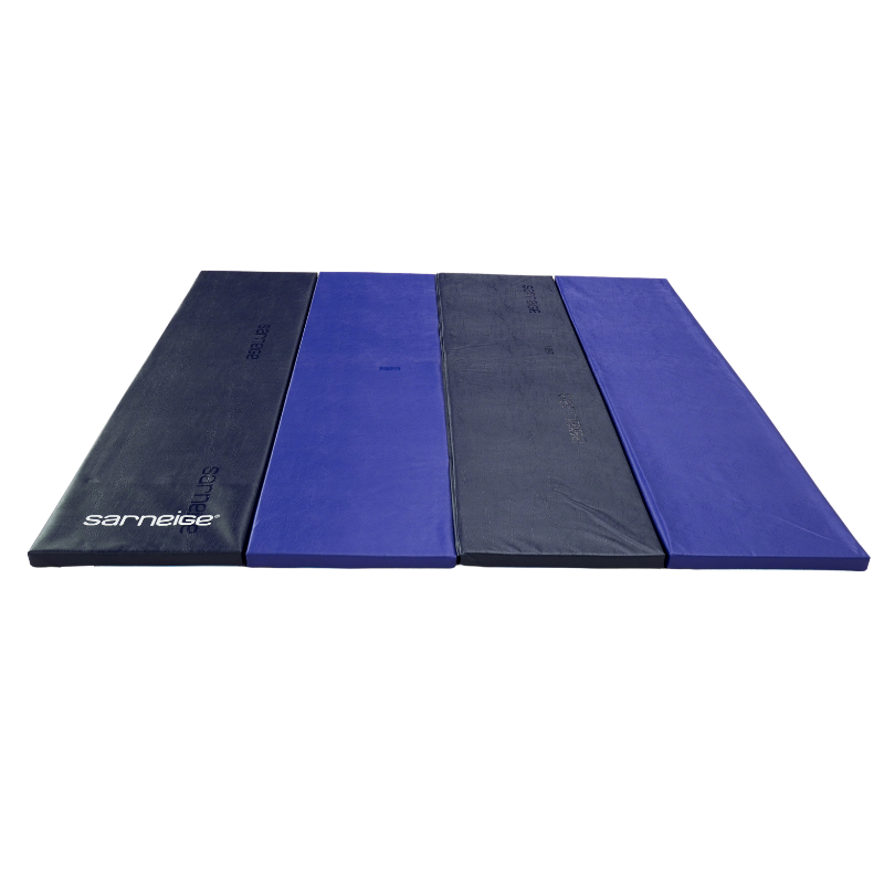 Tapis d’exercice pliables et mats bleu foncé et noir, adaptés à la gymnastique scolaire, sans texte sur l’image