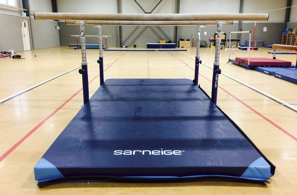 Barres asymétriques en gymnastique : guide complet d'achat